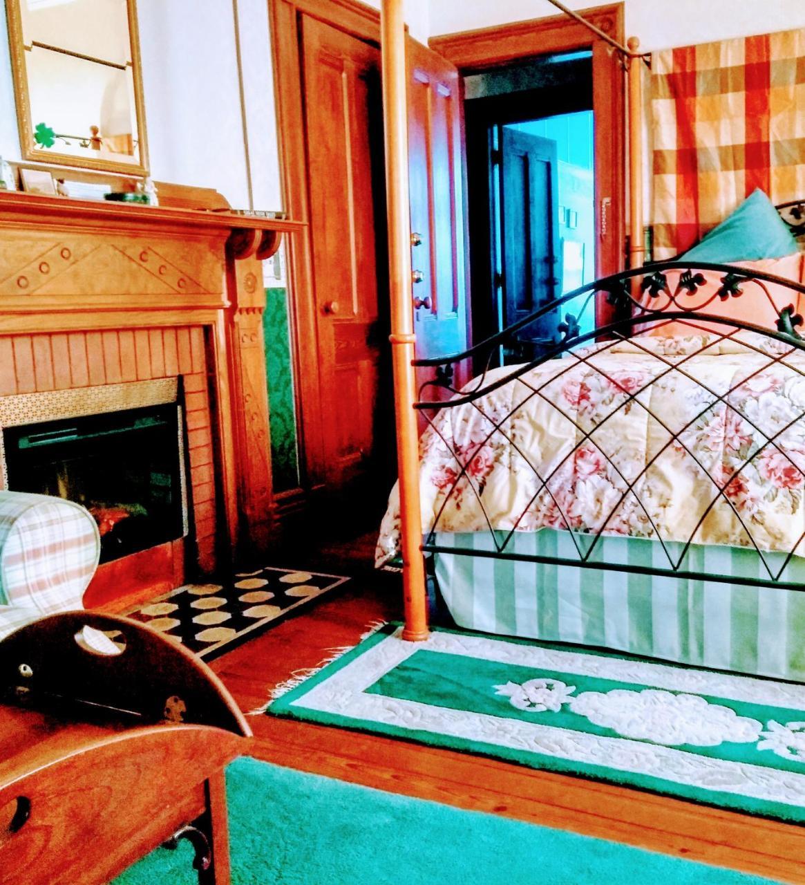 Shamrock Thistle & Crown B&B Weirsdale Exterior foto